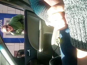 Dziewczyna z długą o ...