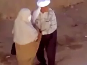 Zabawiaj kobieciarza ...