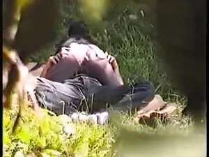 Ma tatuaż na ciele,  ...